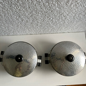 𝅺VINTAGE 1.5 Qt  Aluminum Hammered Casserole Serving Dish Fire King Glass Insert